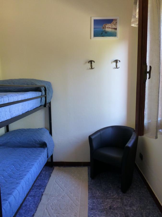 Casa Vacanza Appartamenti Al Mare Capoterra Eksteriør bilde