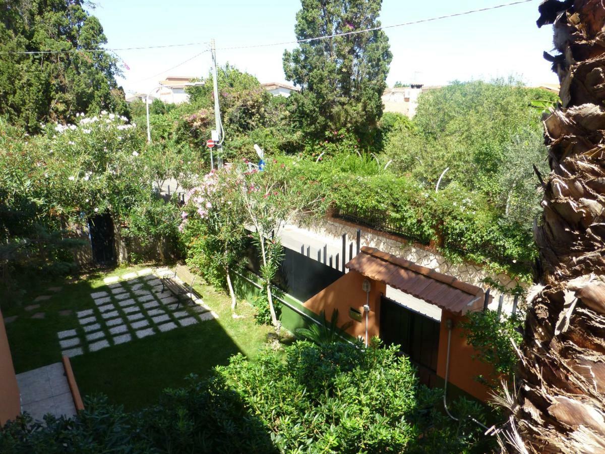 Casa Vacanza Appartamenti Al Mare Capoterra Eksteriør bilde